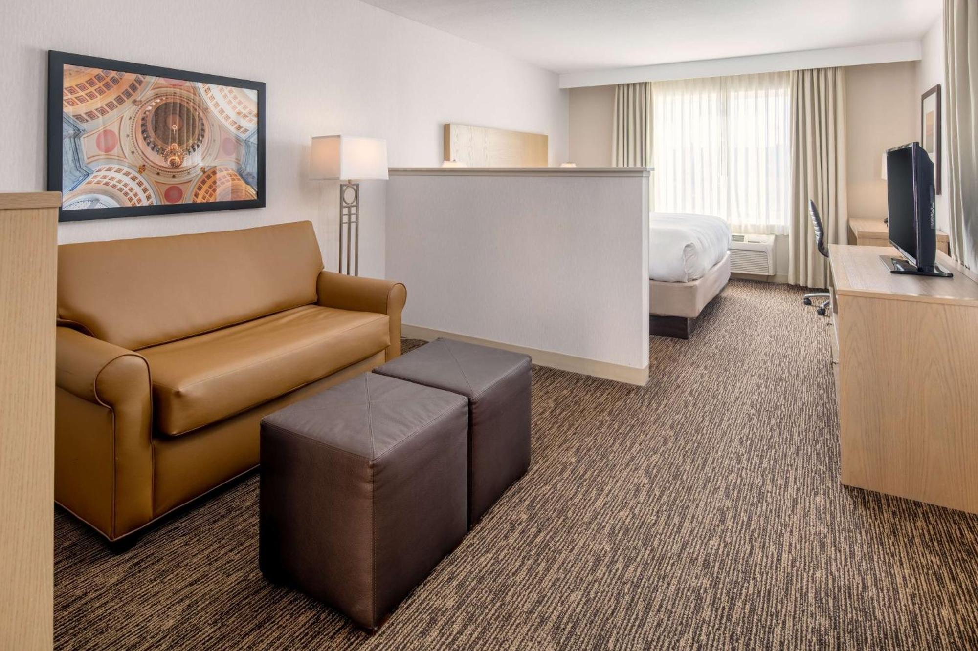 Doubletree By Hilton Olympia Hotel Buitenkant foto